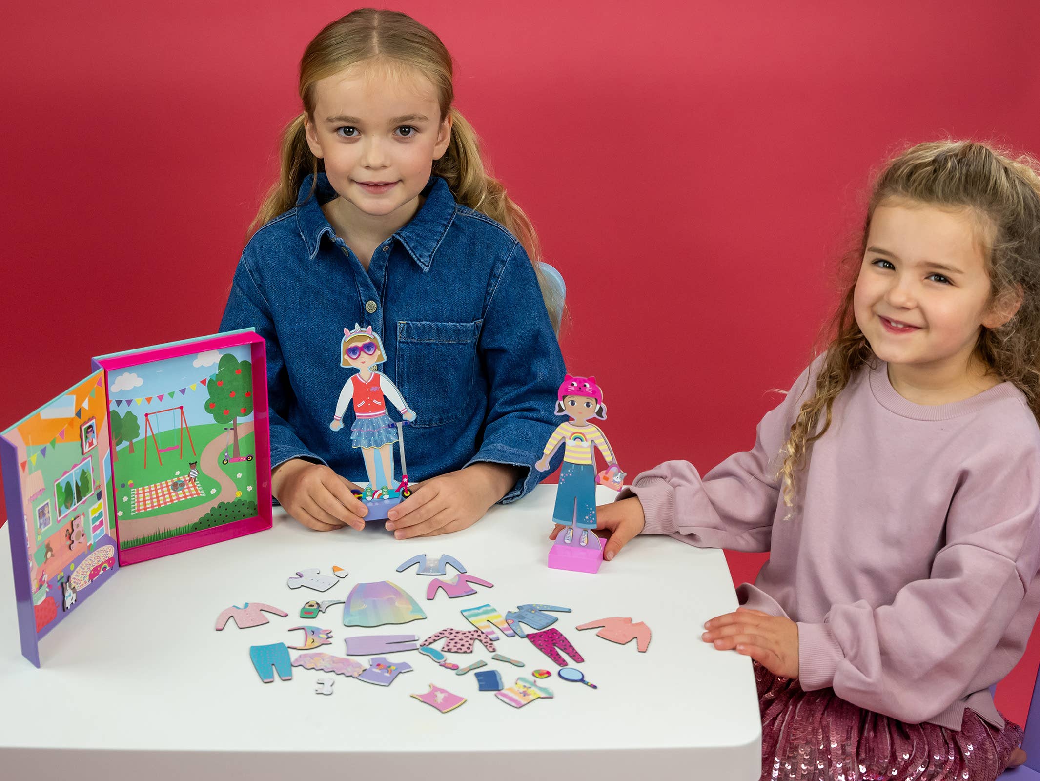 Best Friends Magnetic Dress Up Set