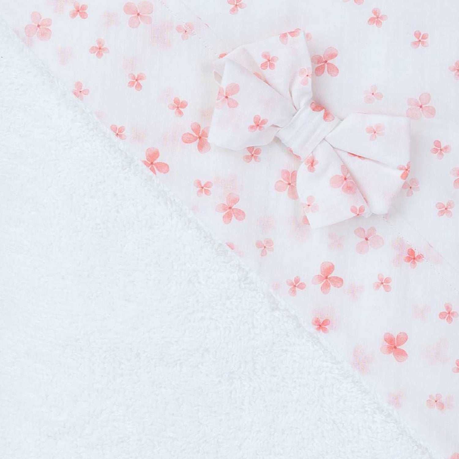 Petals Trim Bath Towel