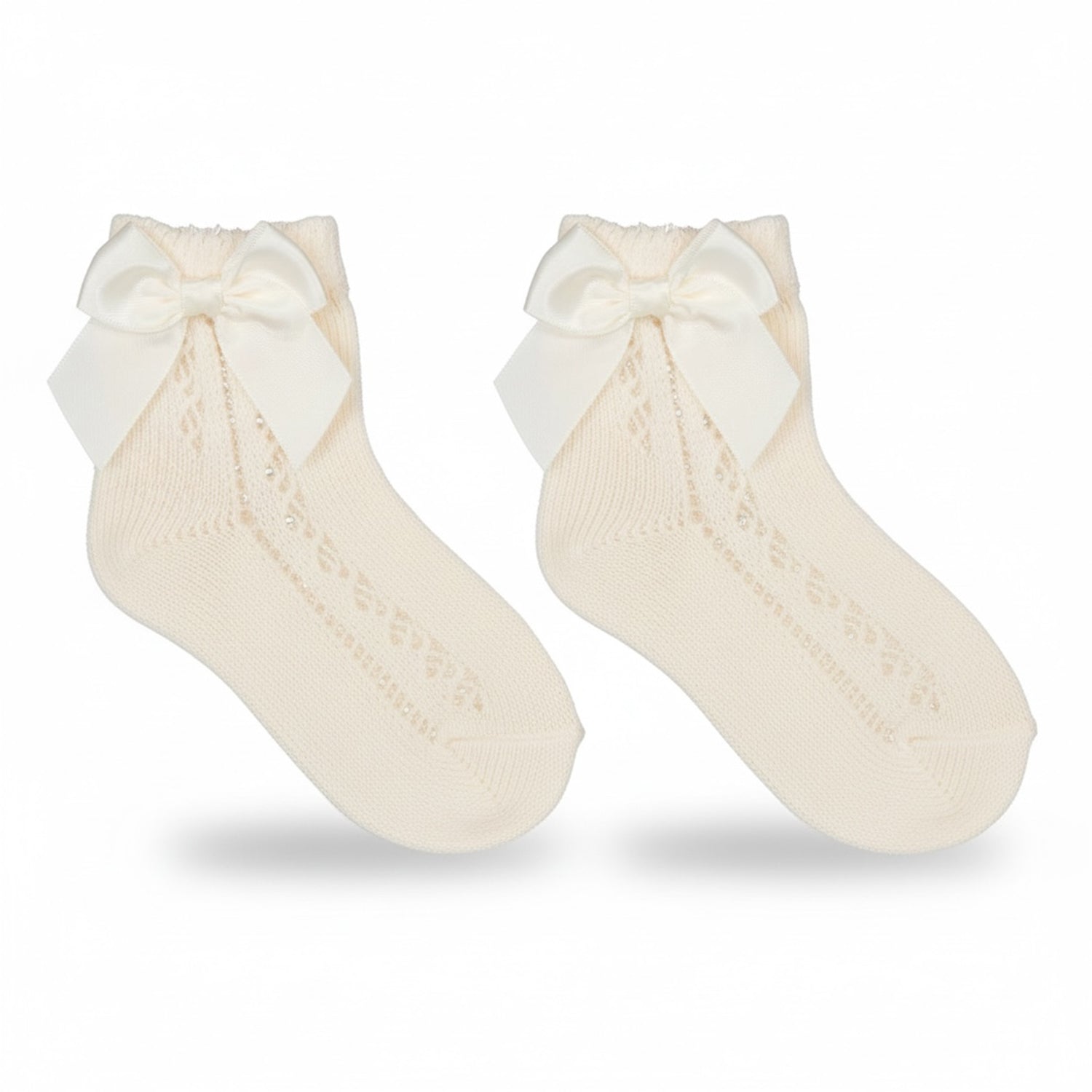 Ivory Crochet Bow Ankle Sock