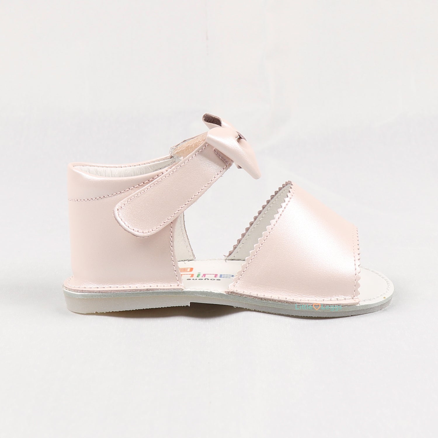 Pearl Pink Bow Pre-Walker