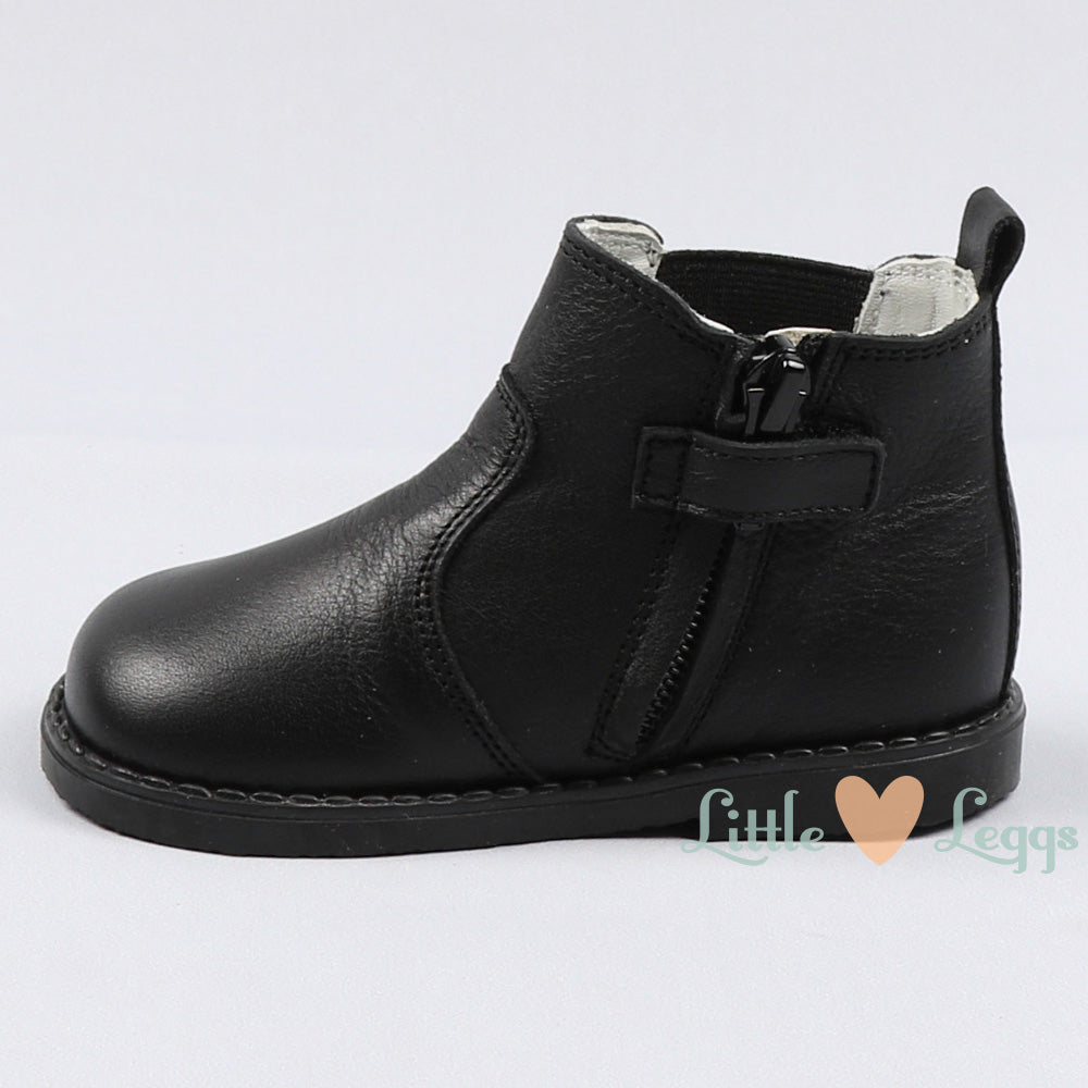 Black Leather Chelsea Boot