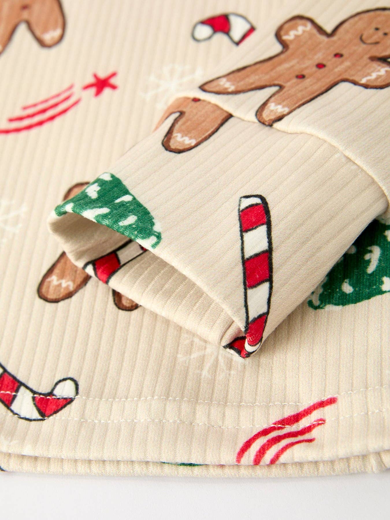 Gingerbread Christmas Unisex Pyjamas