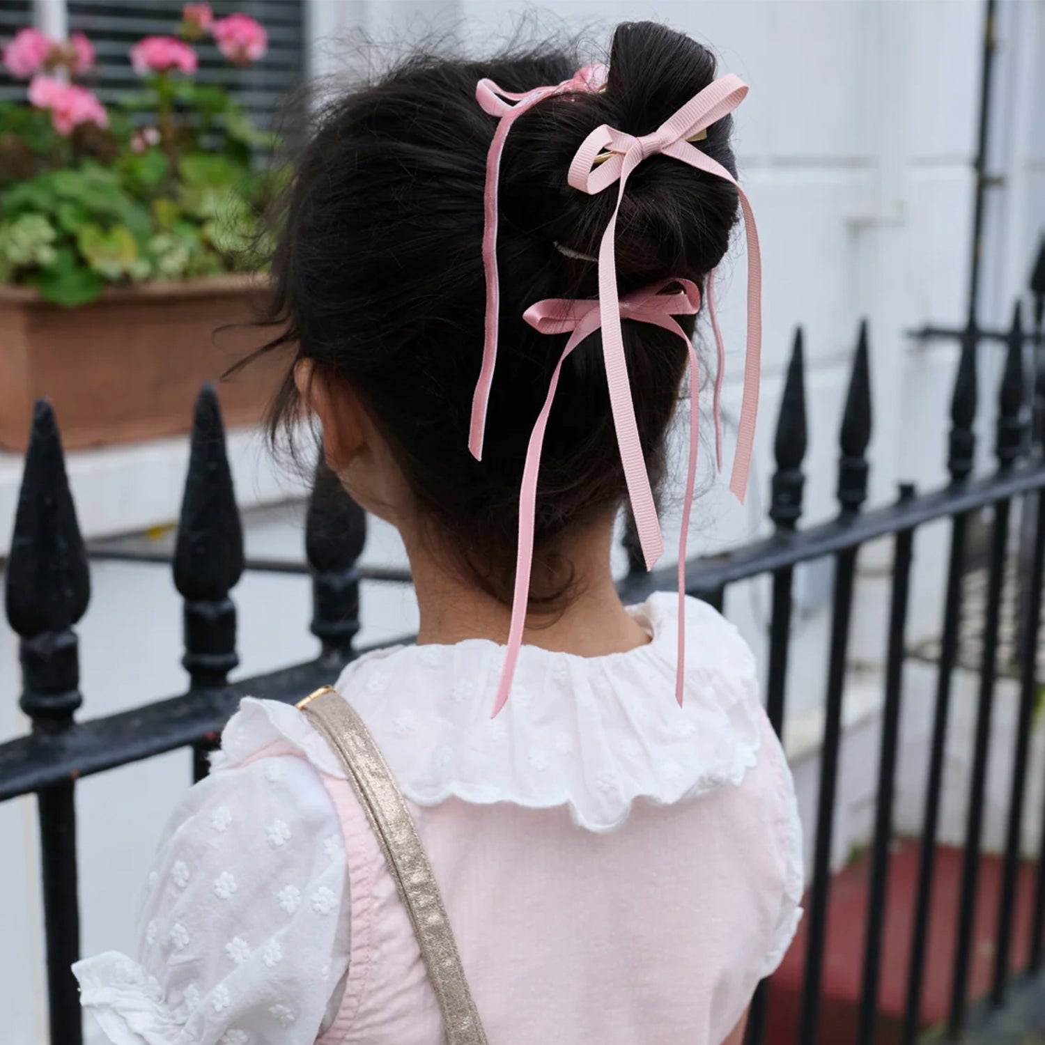 Very Cutesy Long Bow Clips