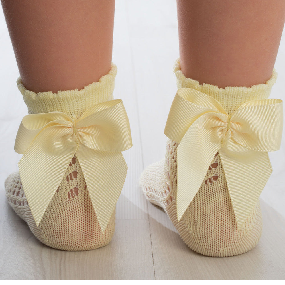Lemon Crochet Bow Ankle Socks